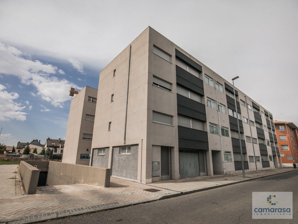 Vista exterior de Pis en venda en Ávila Capital