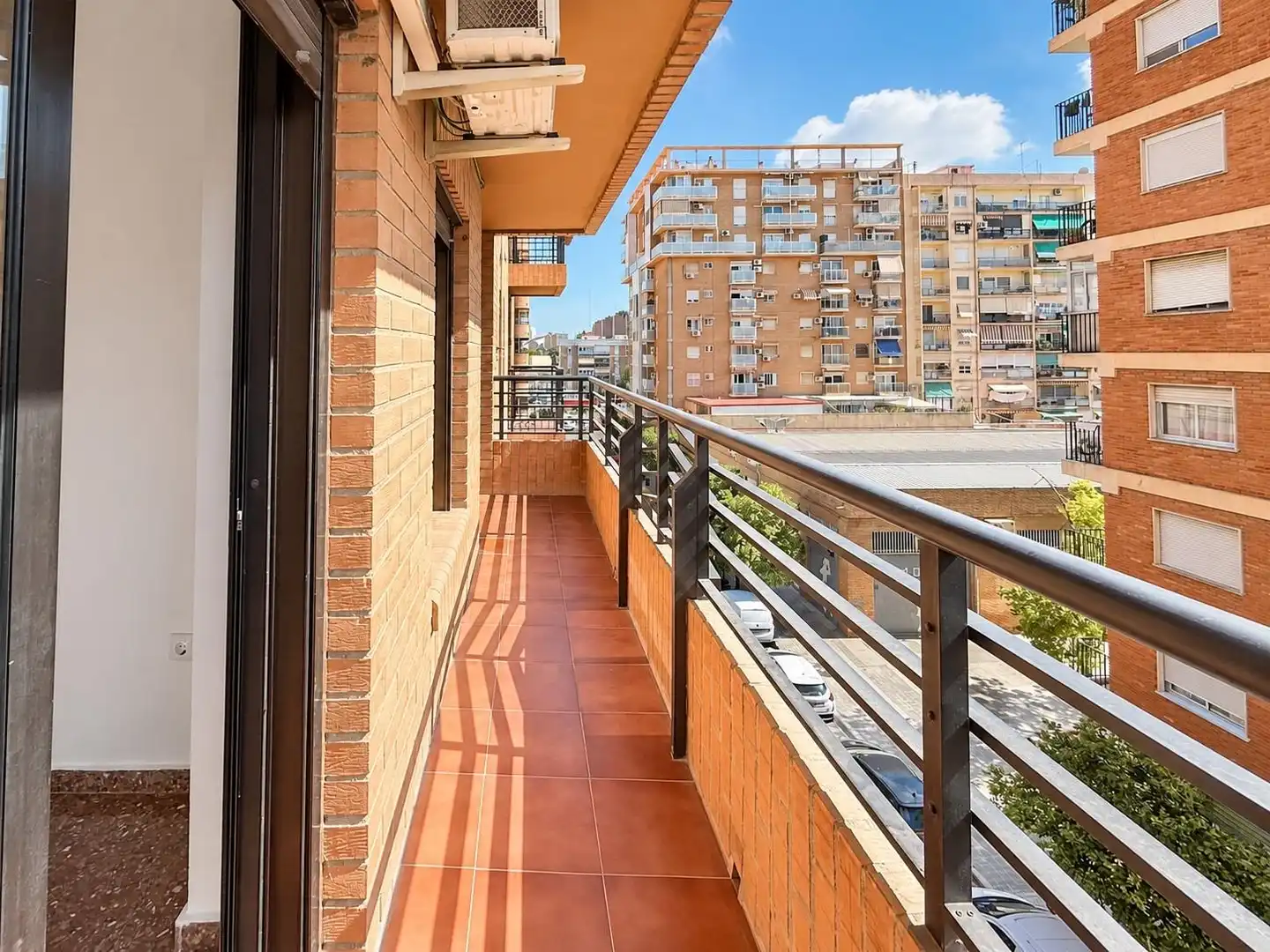 Flat with terrace to rent in Quatre Carreres, imagen 3