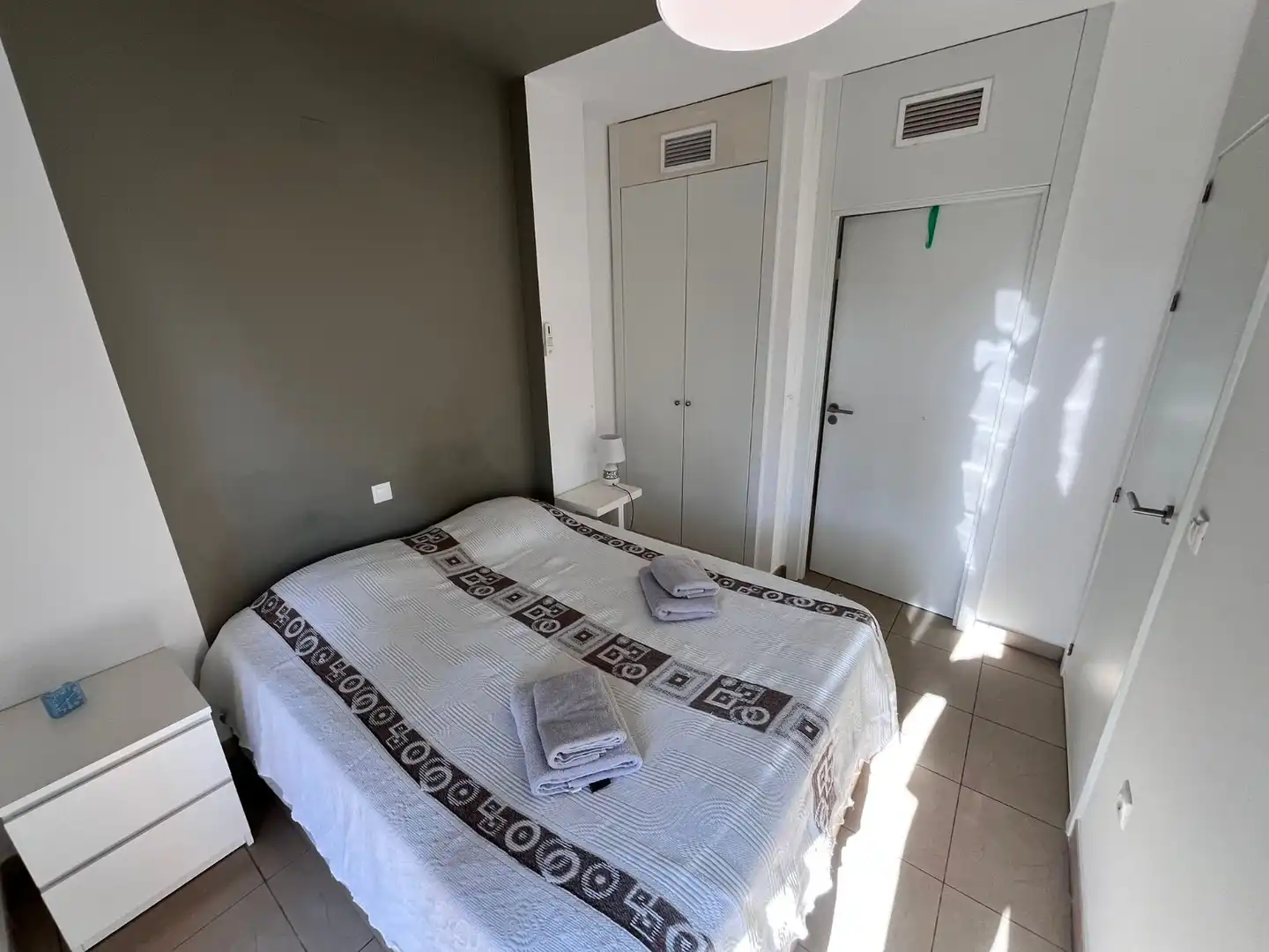 Habitación de Apartamento en venta en Orihuela con Aire acondicionado, Terraza y Piscina