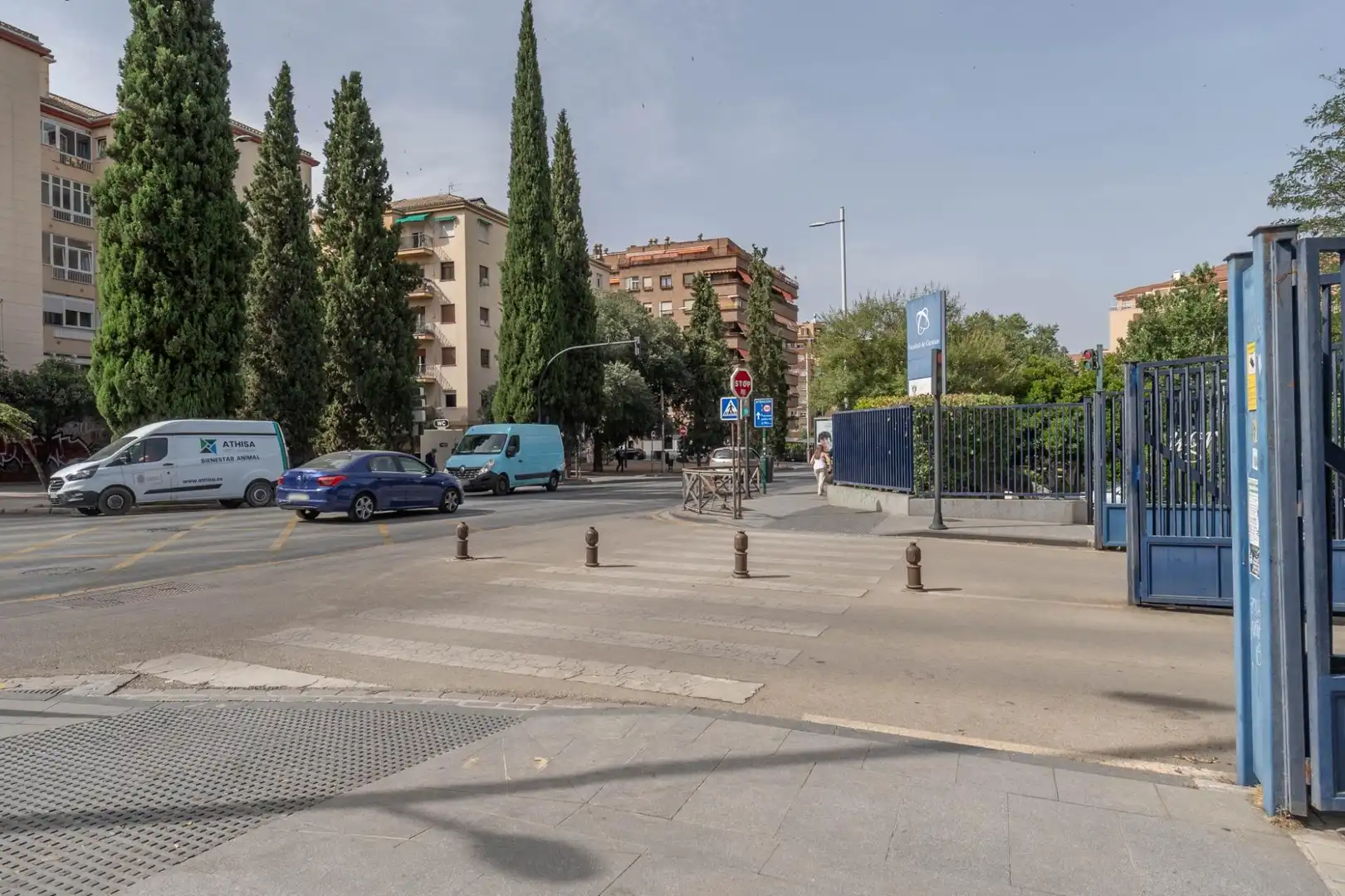 Exterior view of Flat for share in Granada  with Heating and Furnished