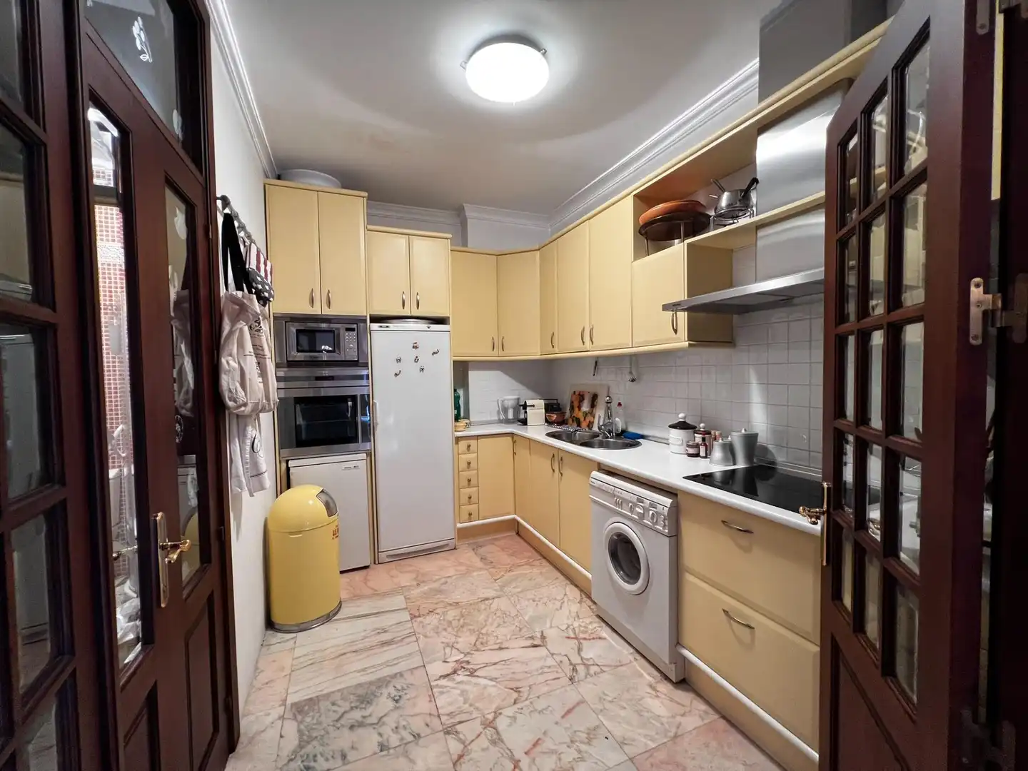 Cocina de Apartamento en venta en Fuengirola con Balcón y Piscina comunitaria