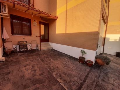 Casa adosada en venda en Yuncos amb Aire condicionat, Terrassa i Balcó