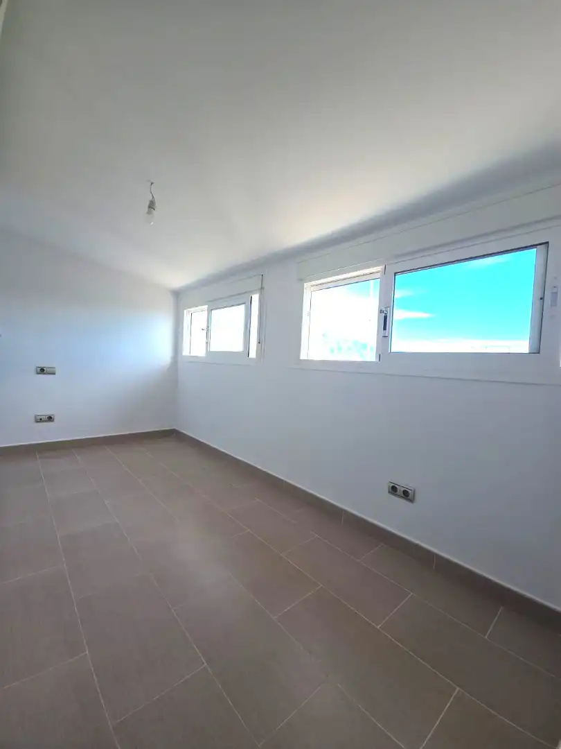Habitación de Dúplex en venta en Marbella con Aire acondicionado, Calefacción y Trastero