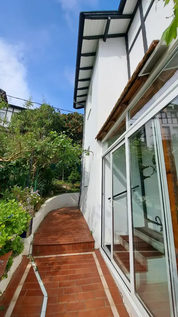 Terrassa de Casa o xalet en venda en Bilbao  amb Calefacció, Jardí privat i Terrassa