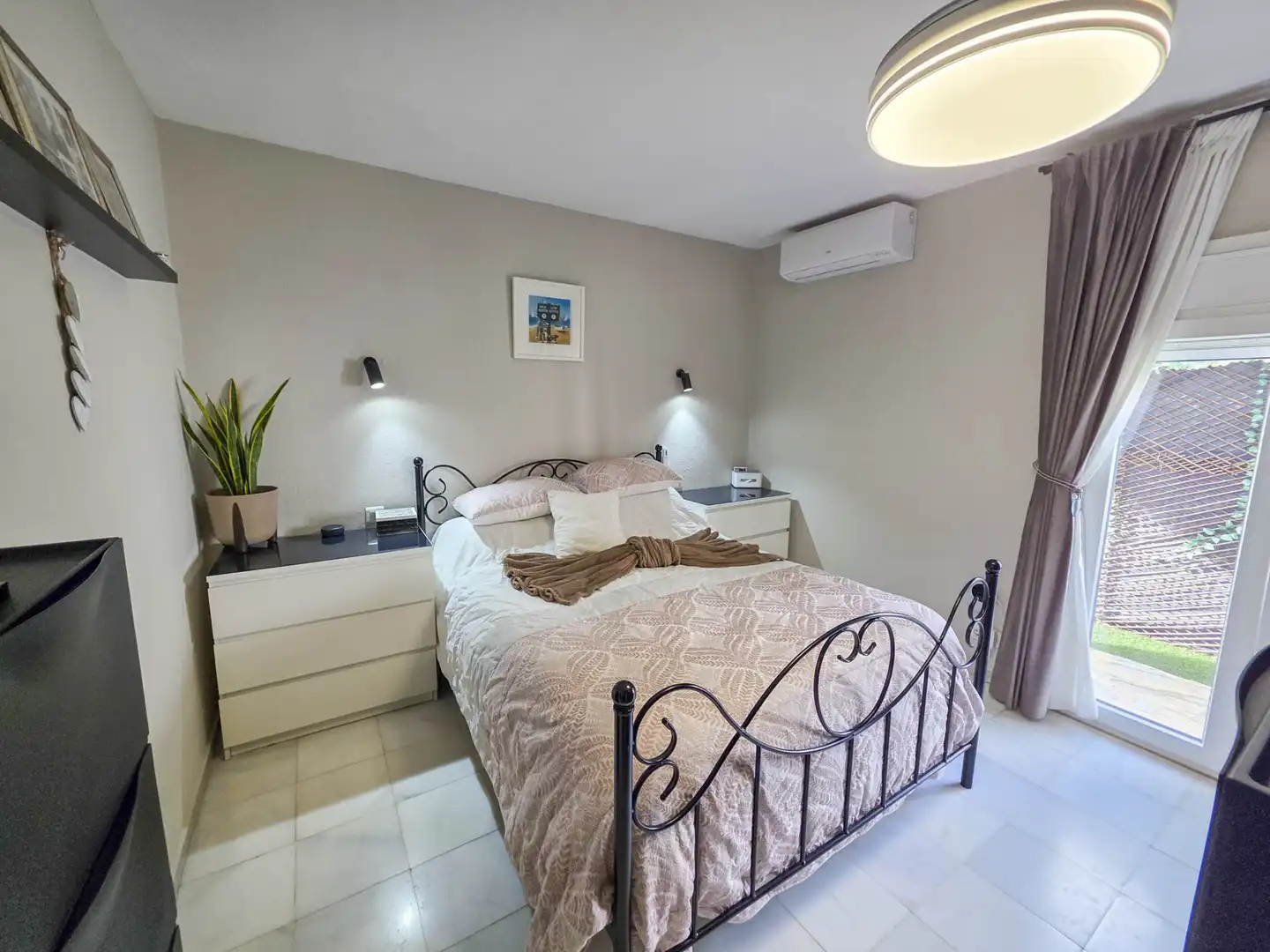 Bedroom of Houses for sale in Manilva  with Air Conditioner, Private garden and Terrace