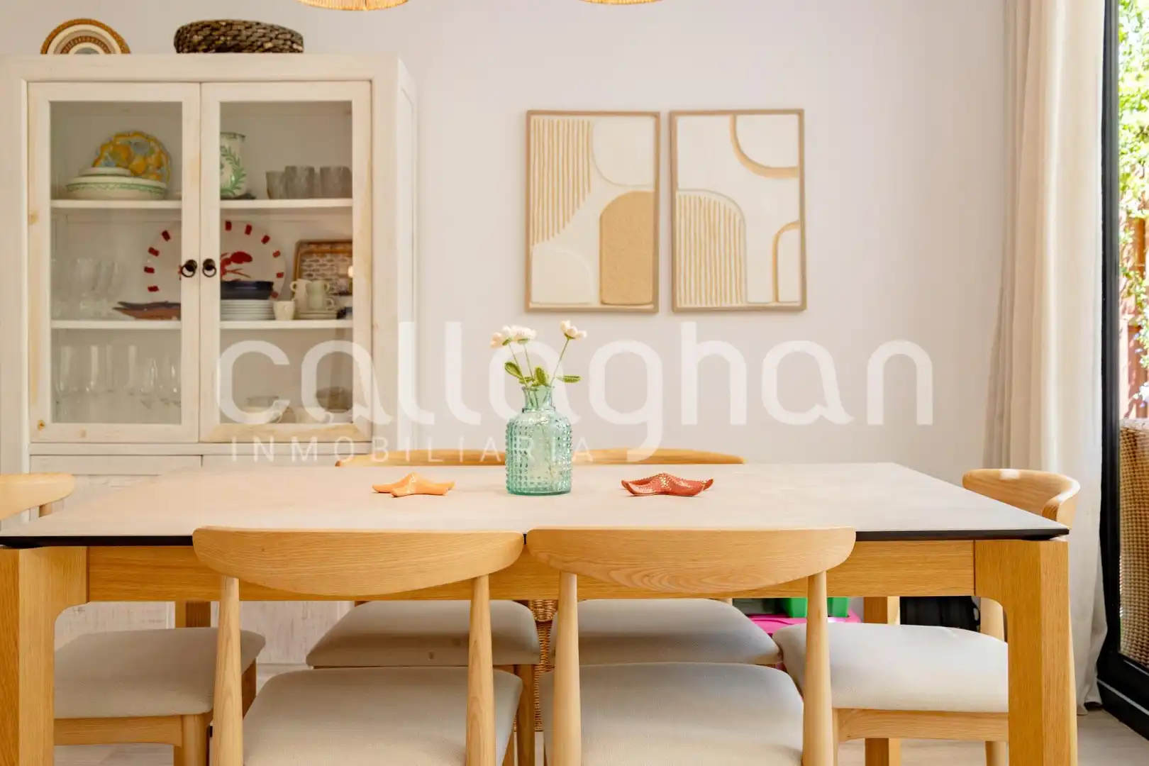 Comedor de Casa adosada en venta en Godella con Aire acondicionado, Calefacción y Jardín privado
