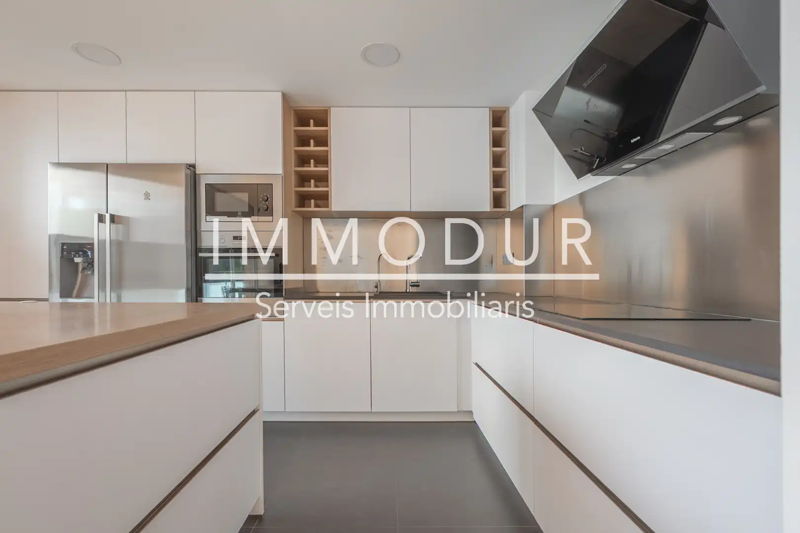 Flat for rent in Avinguda d'Europa, Gavà Mar