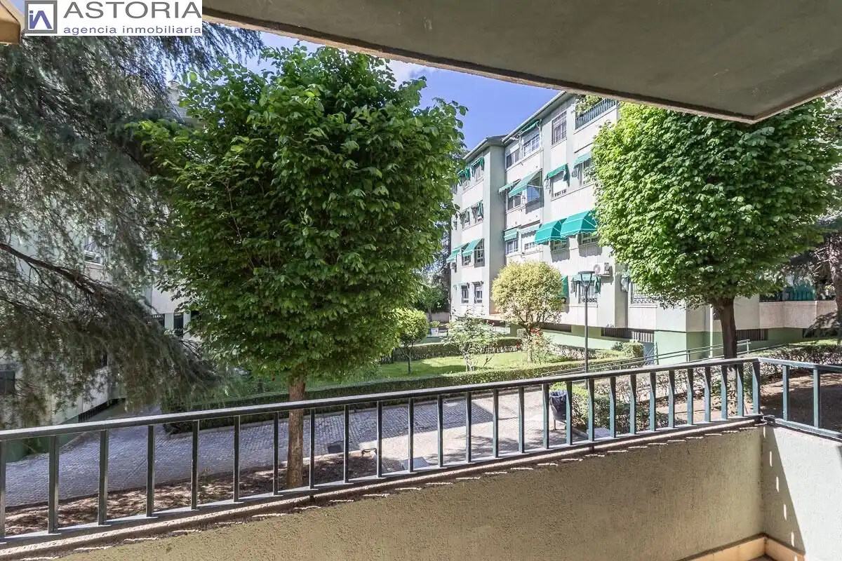 Balcony of Flat for sale in Granada  with Heating