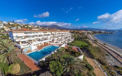 Exterior view of Attic for sale in Estepona  with Air Conditioner, Terrace and Storage room