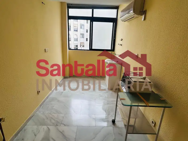 Bedroom of Flat for sale in Almuñécar  with Air Conditioner