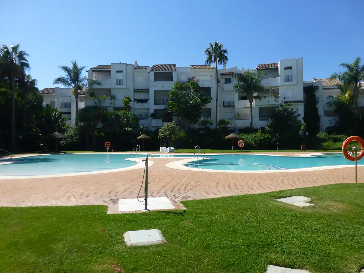 Exterior view of Ground floor for sale in Rota  with Air Conditioner, Private garden and Terrace