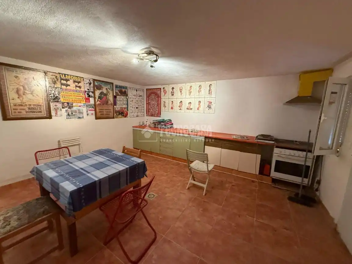 Casa adosada en venta en Almorox con Terraza