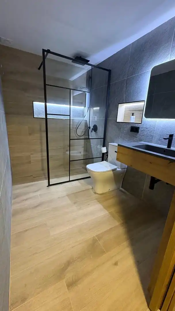 Baño de Apartamento de alquiler en Arona con Amueblado y Se aceptan mascotas