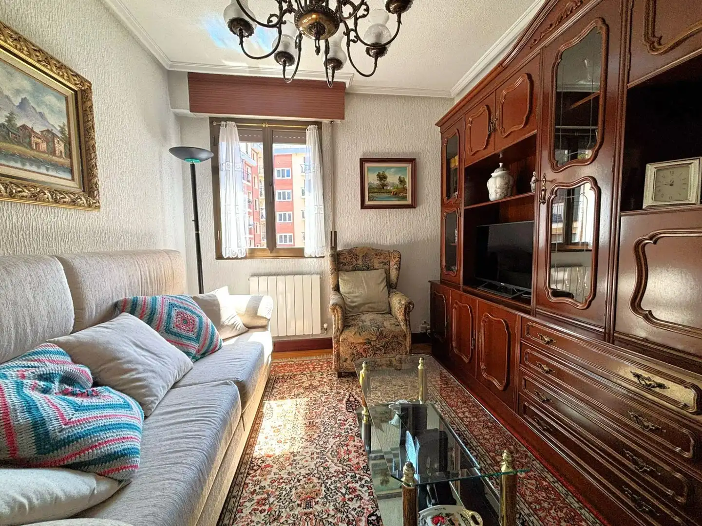 Living room of Flat for sale in Bilbao   with Heating, Storage room and Furnished