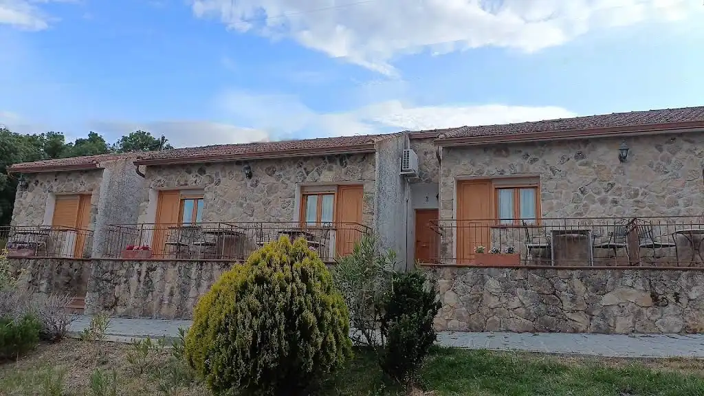 Außenansicht von Gebäude zum Verkauf in Guadarrama