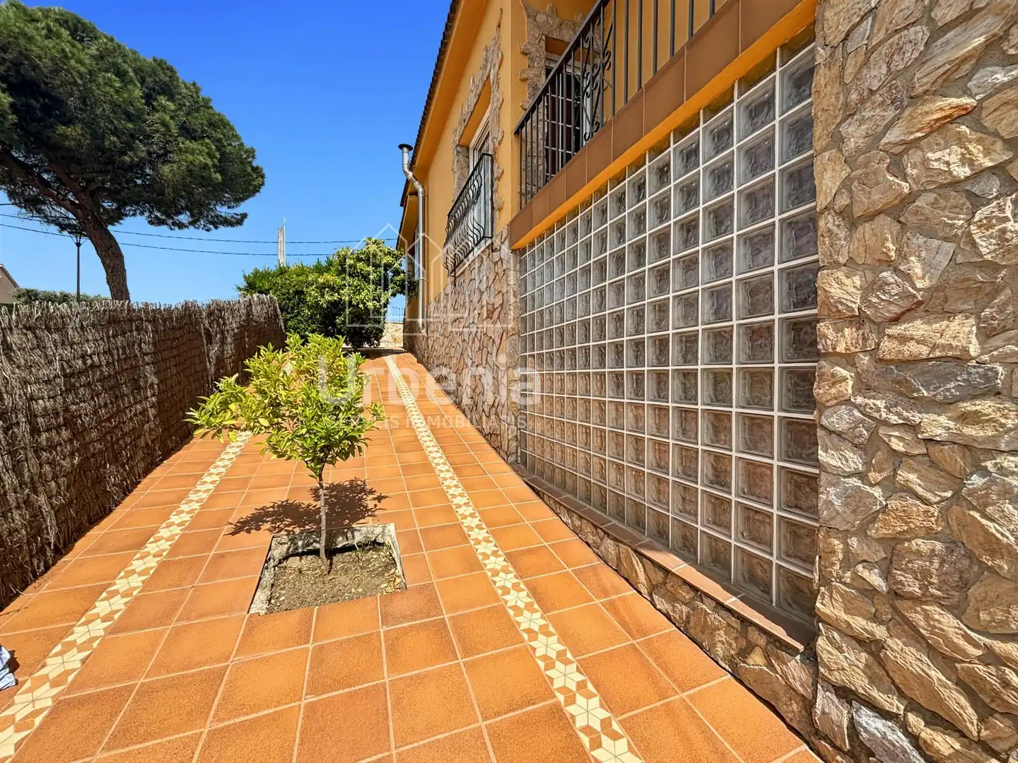 Vista exterior de Casa o xalet en venda en Tordera amb Calefacció i Terrassa