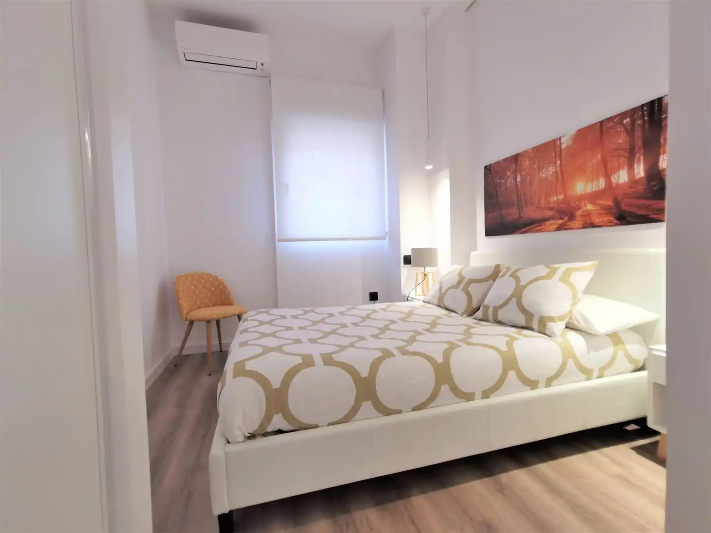 Schlafzimmer von Wohnungen zur Miete in Madrid mit Klimaanlage
