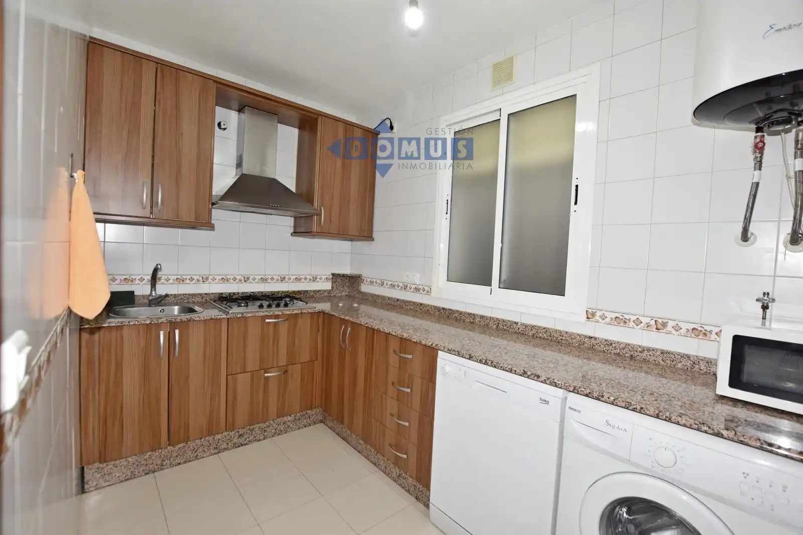 Cocina de Piso en venta en Ronda con Aire acondicionado, Terraza y Amueblado