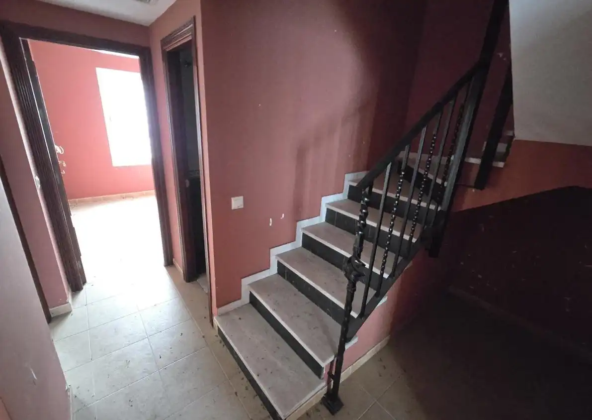 Casa adosada en venda en La Carlota amb Terrassa