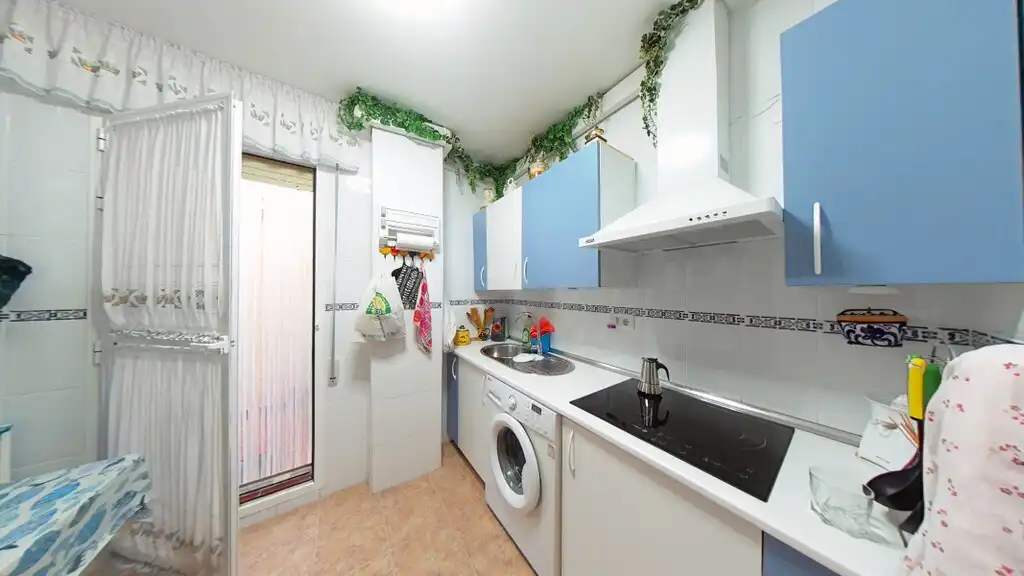 Cocina de Apartamento en venta en Torrox con Amueblado