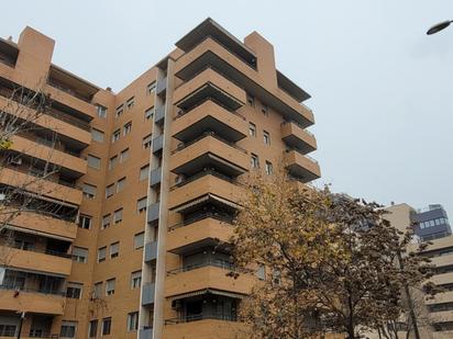 Exterior view of Flat for sale in  Zaragoza Capital  with Terrace