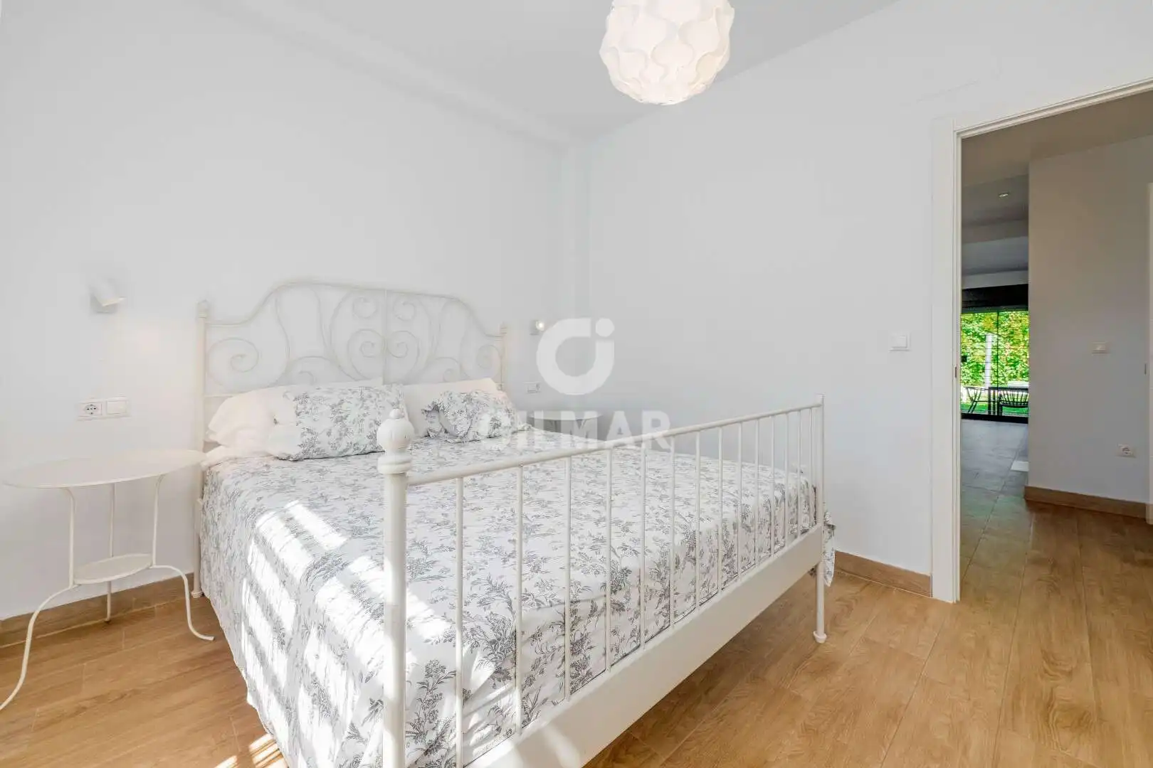 Dormitori de Casa o xalet en venda en Conil de la Frontera amb Jardí privat, Piscina i Moblat