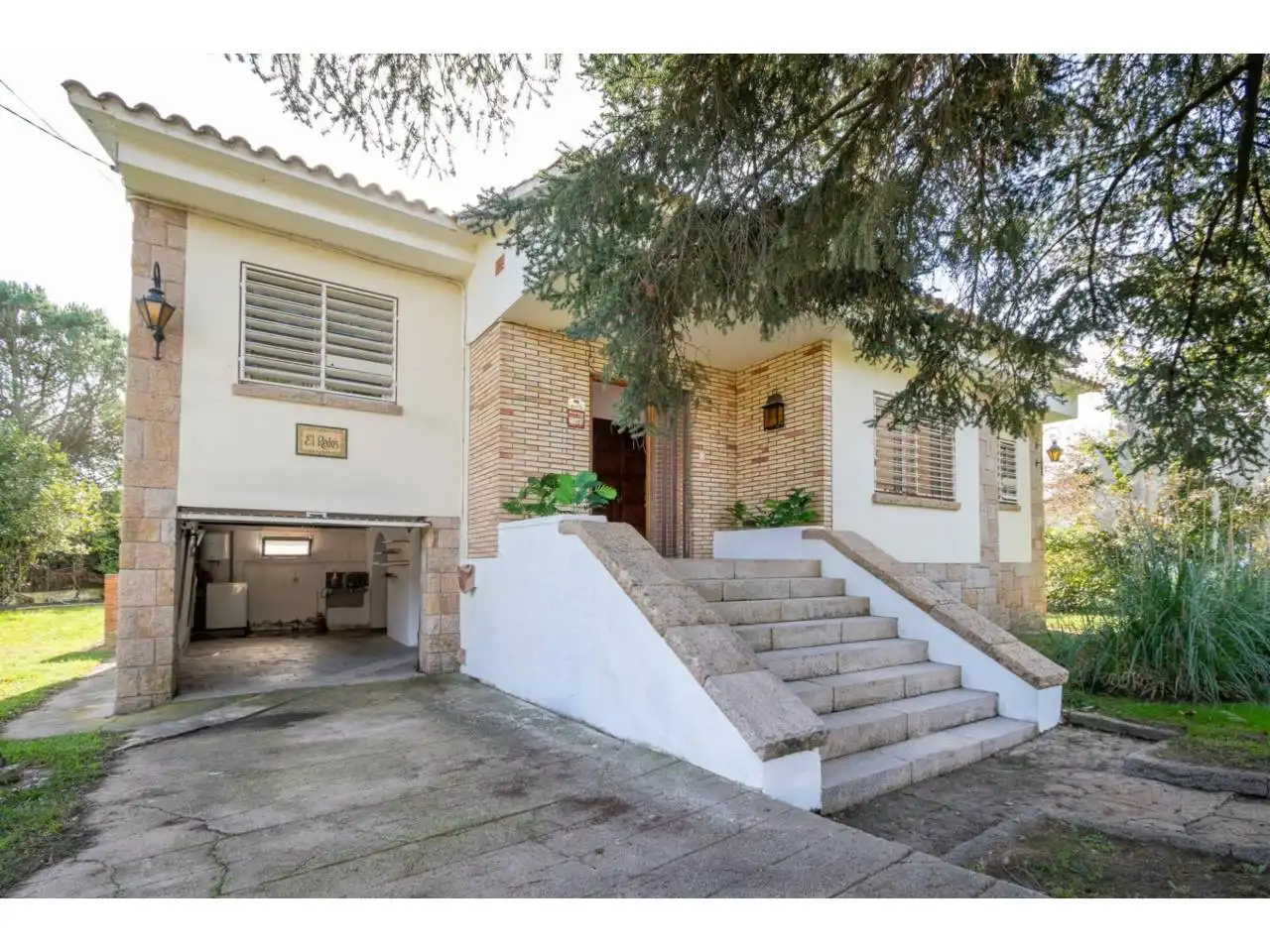 Houses for sale in Avenida de Can Bells, Vilobí d'Onyar