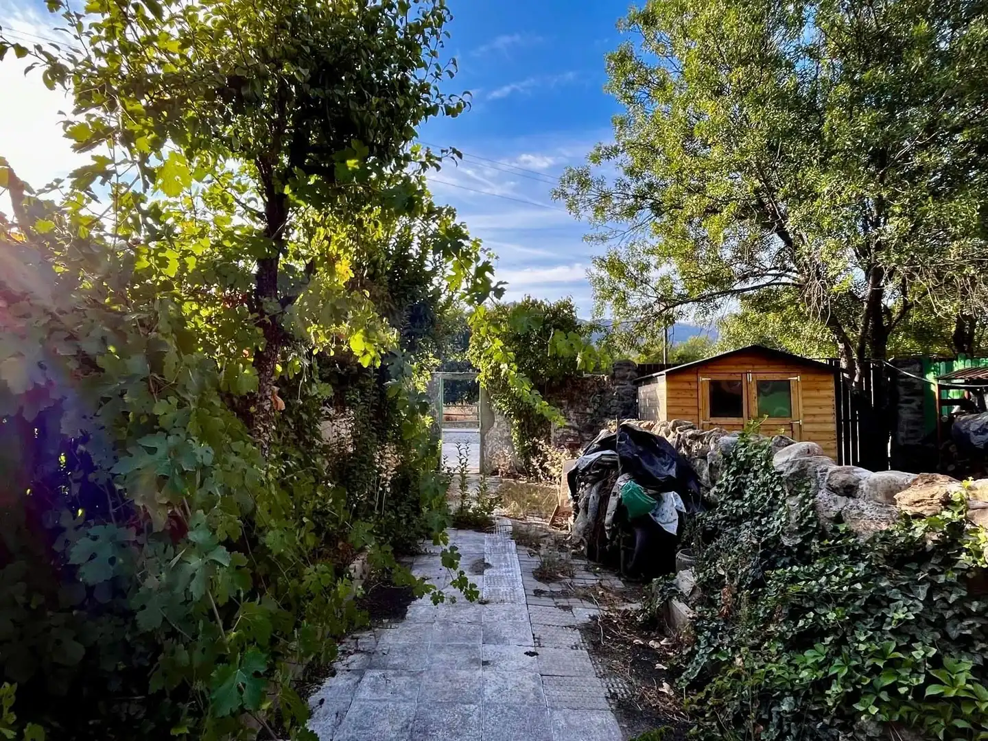 Jardín de Casa adosada en venta en Pinilla del Valle con Calefacción, Jardín privado y Trastero