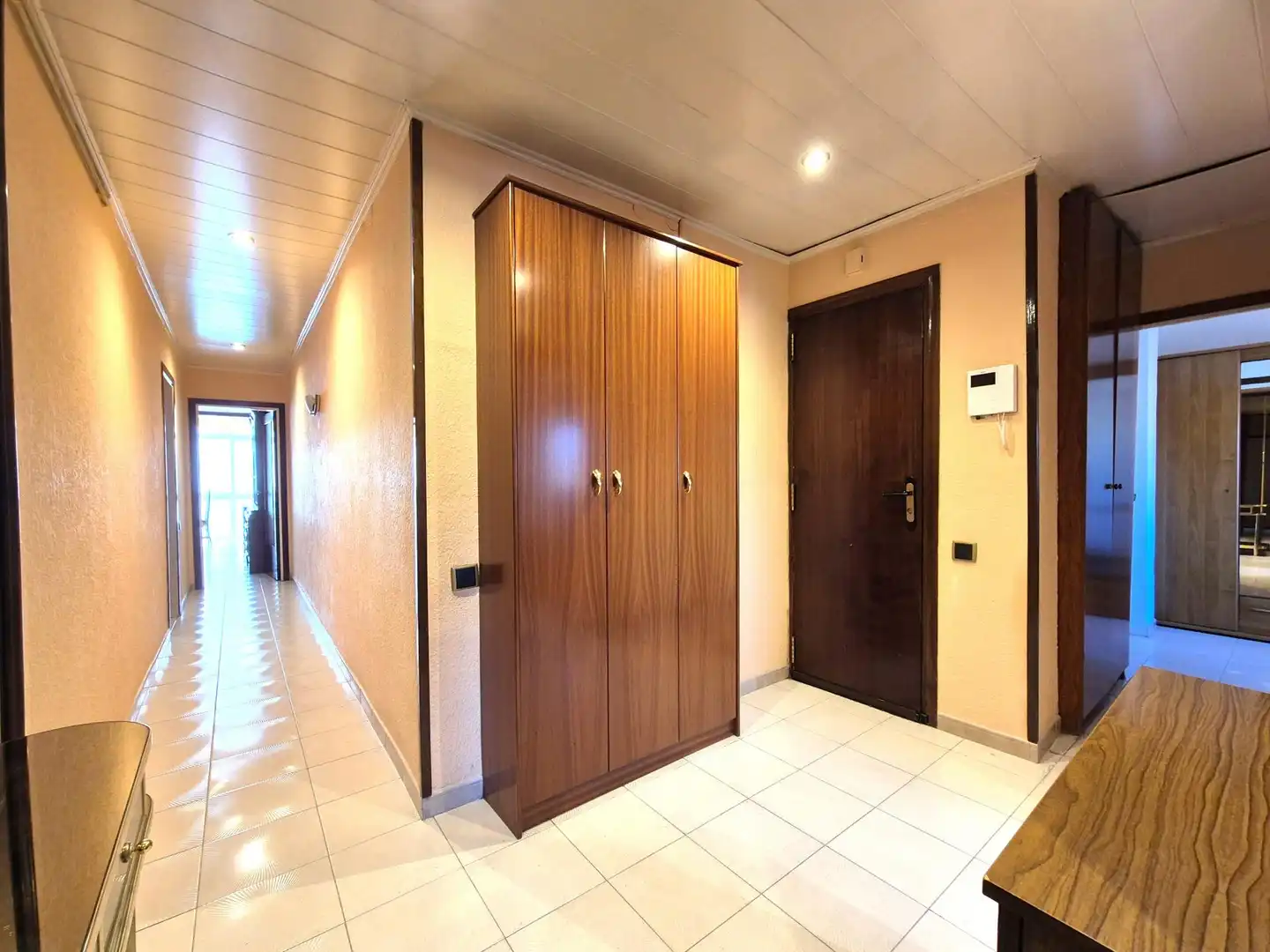 Piso en venta en Barcelona con Balcón