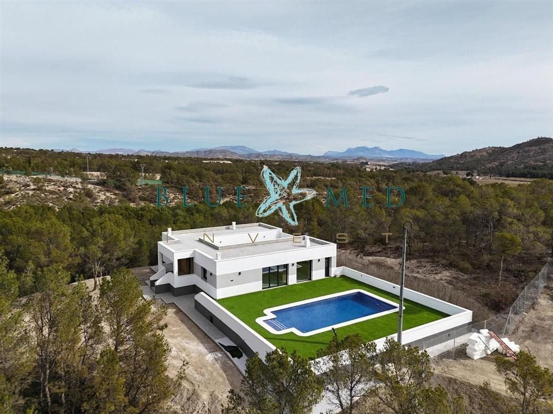 Vista exterior de Casa o xalet en venda en Lorca amb Aire condicionat, Calefacció i Jardí privat