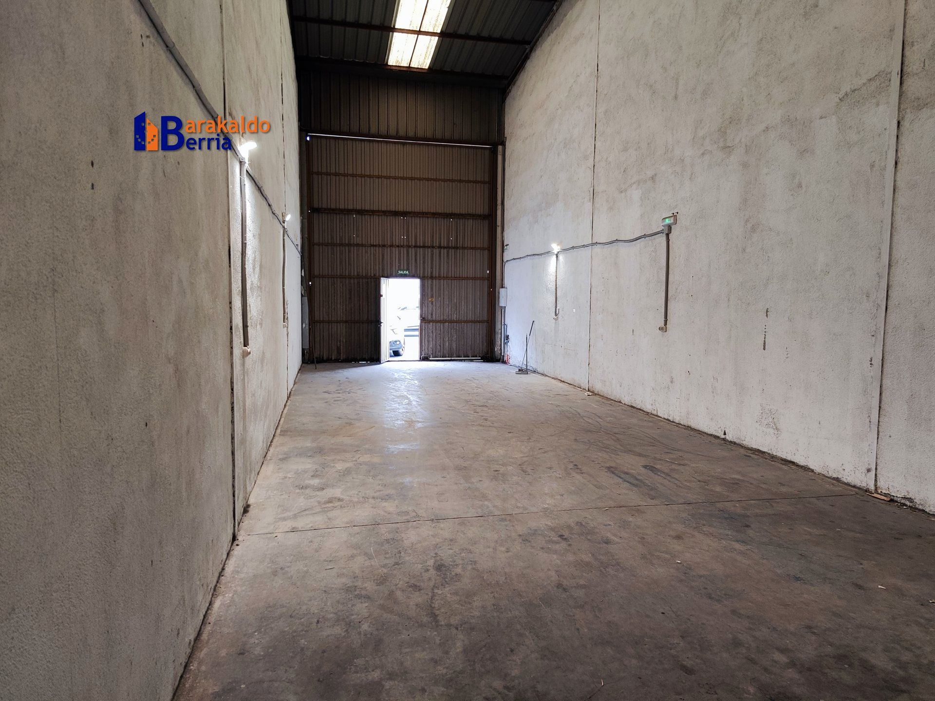 Industrial buildings to rent in Valle de Trápaga-Trapagaran