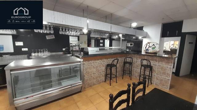 Local comercial en Alquiler en Centro Urbano