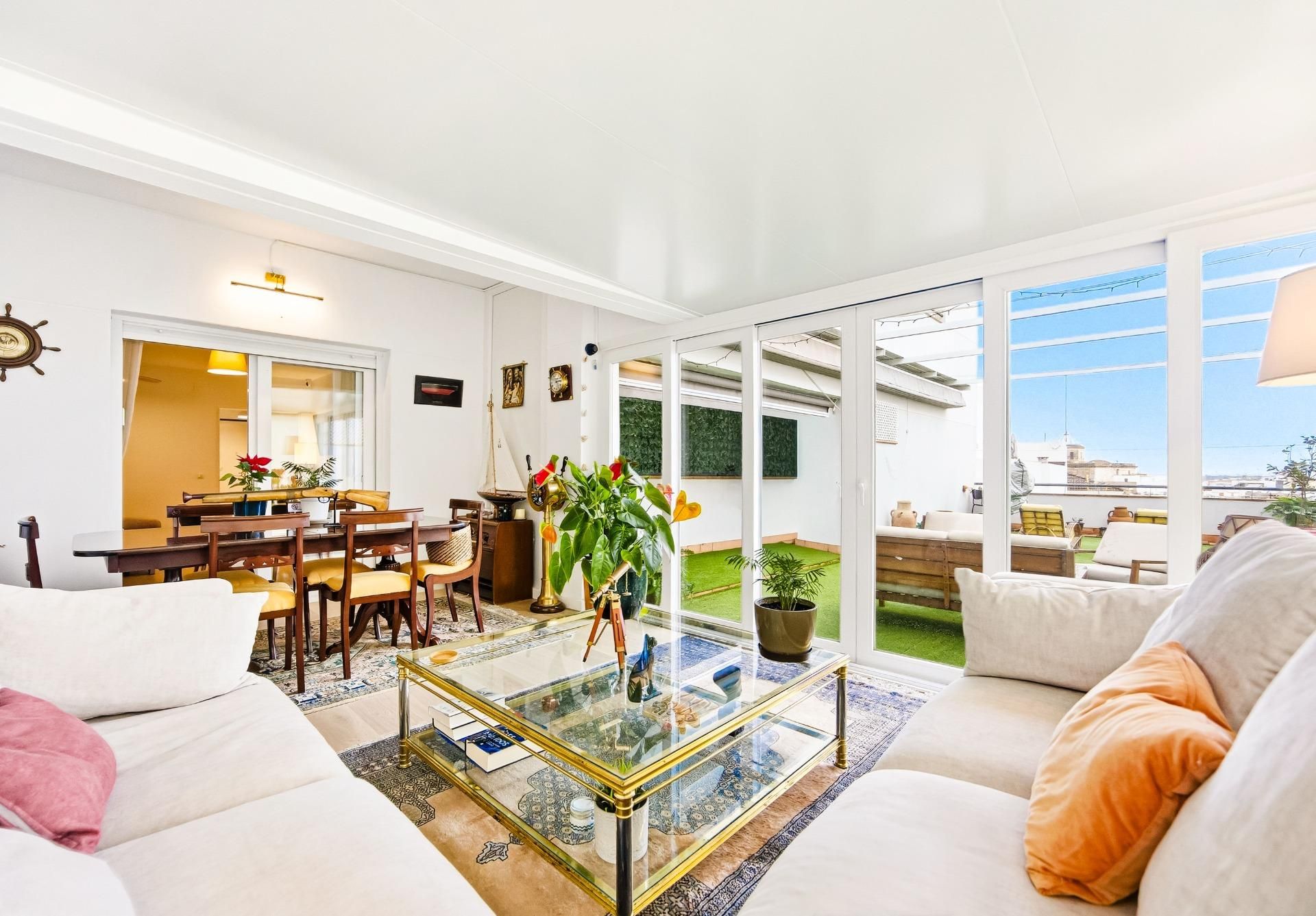 Sala de estar de Piso en venta en Chiclana de la Frontera con Aire acondicionado, Terraza y Trastero