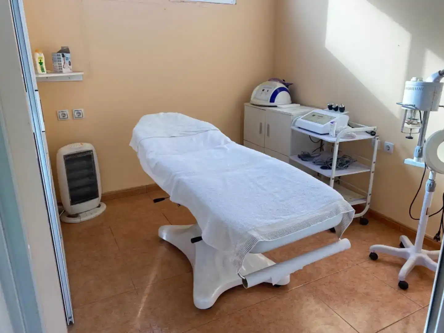 Schlafzimmer von Geschaftsraum zur Miete in Coiro