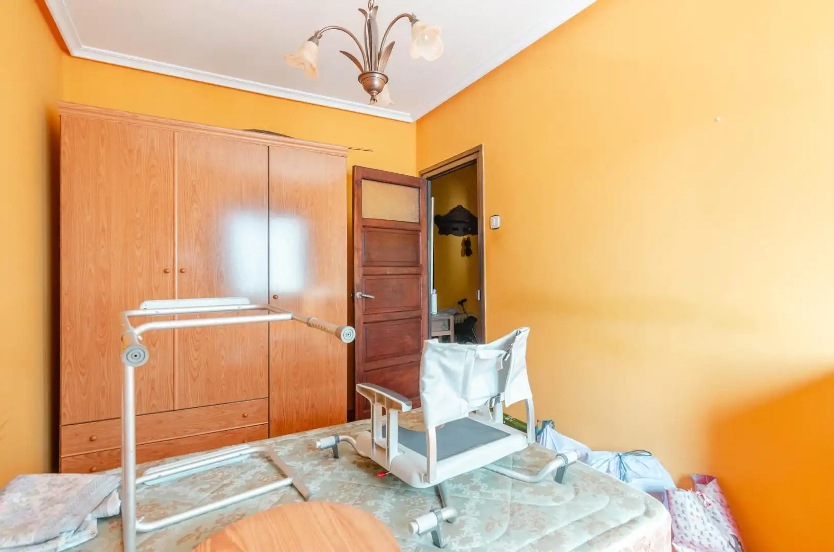 Schlafzimmer von Gebäude zum Verkauf in Oviedo 