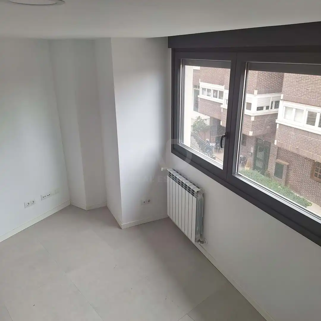 Schlafzimmer von Gebäude zum Verkauf in Pozuelo de Alarcón