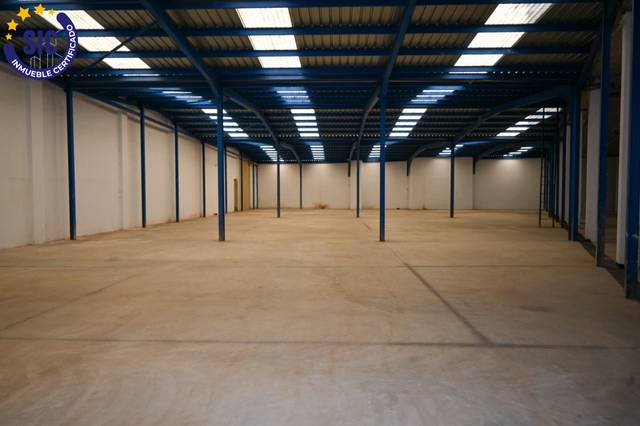 Nave industrial en Venta en Calle Arte Mayor de la Seda en Centro