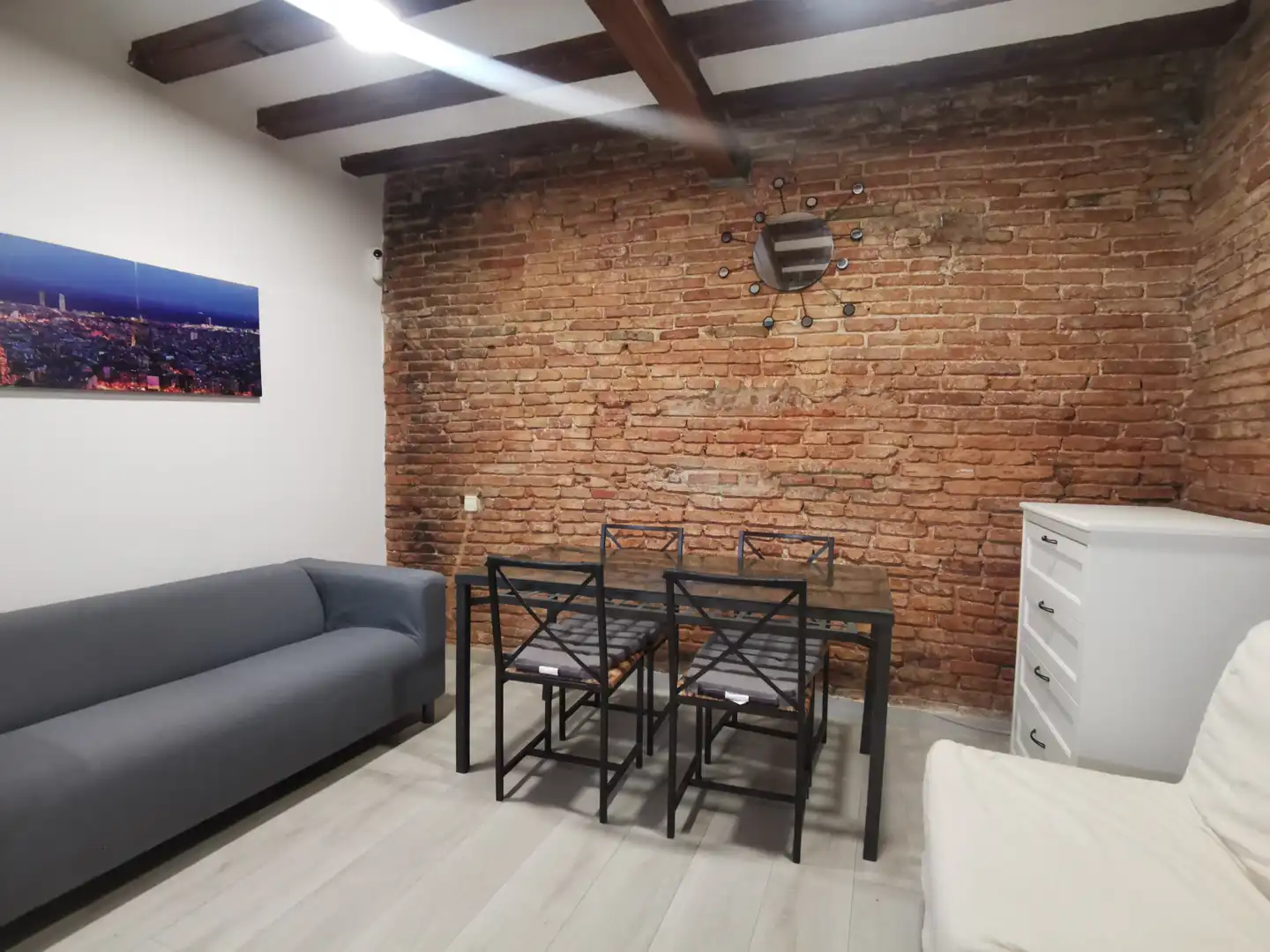 Flat for rent in Barcelona  with Air Conditioner, Parquet flooring and Furnished