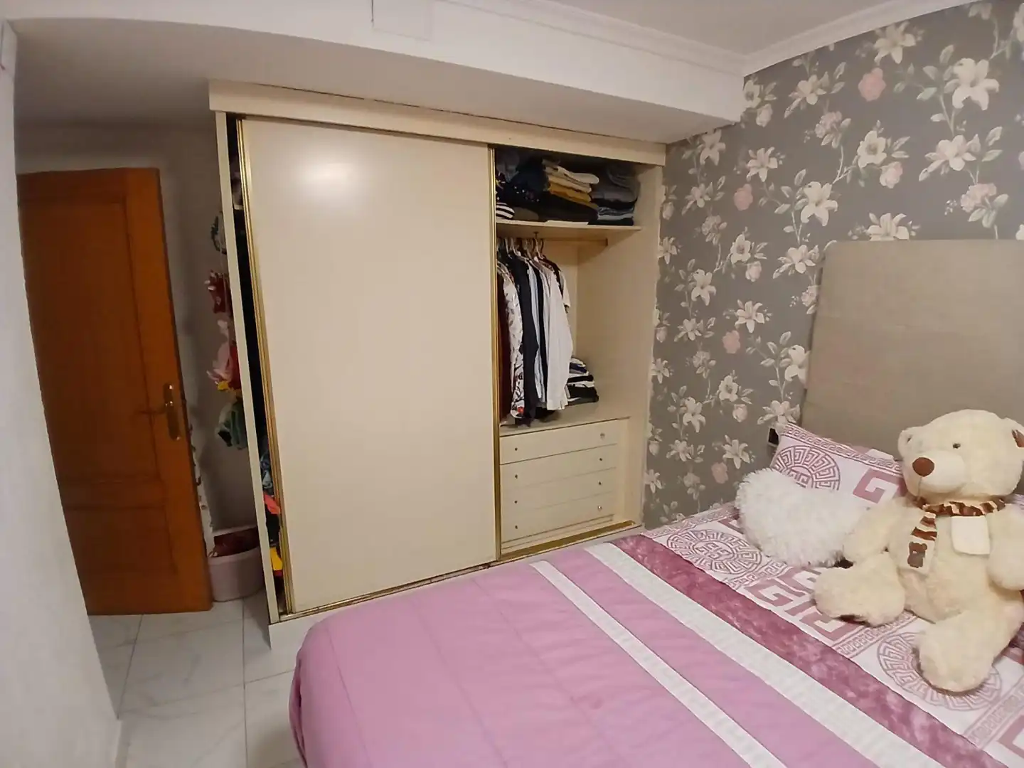 Habitación de Planta baja en venta en Benidorm con Aire acondicionado y Jardín privado
