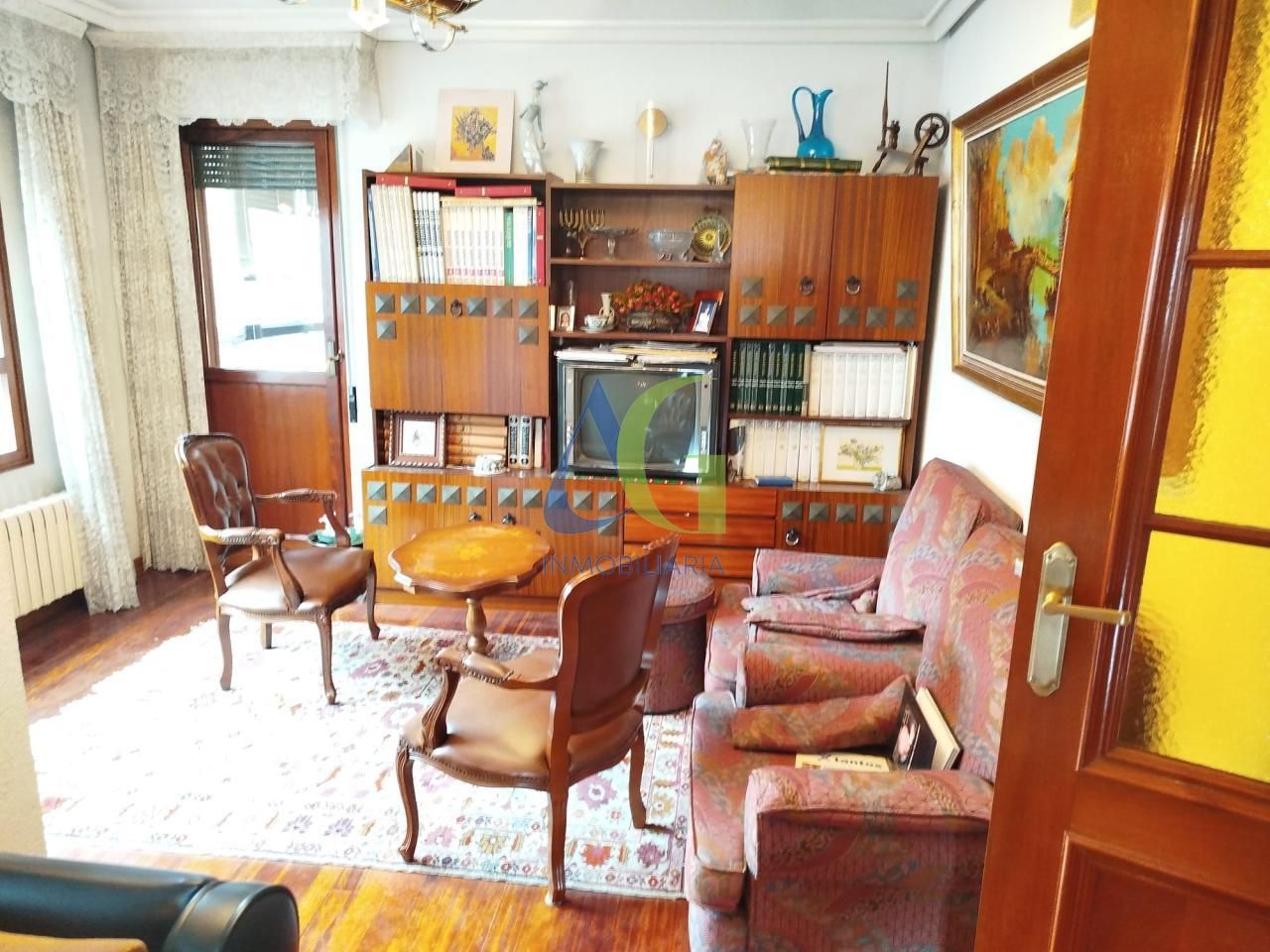 Living room of Flat for sale in León Capital   with Heating, Parquet flooring and Terrace