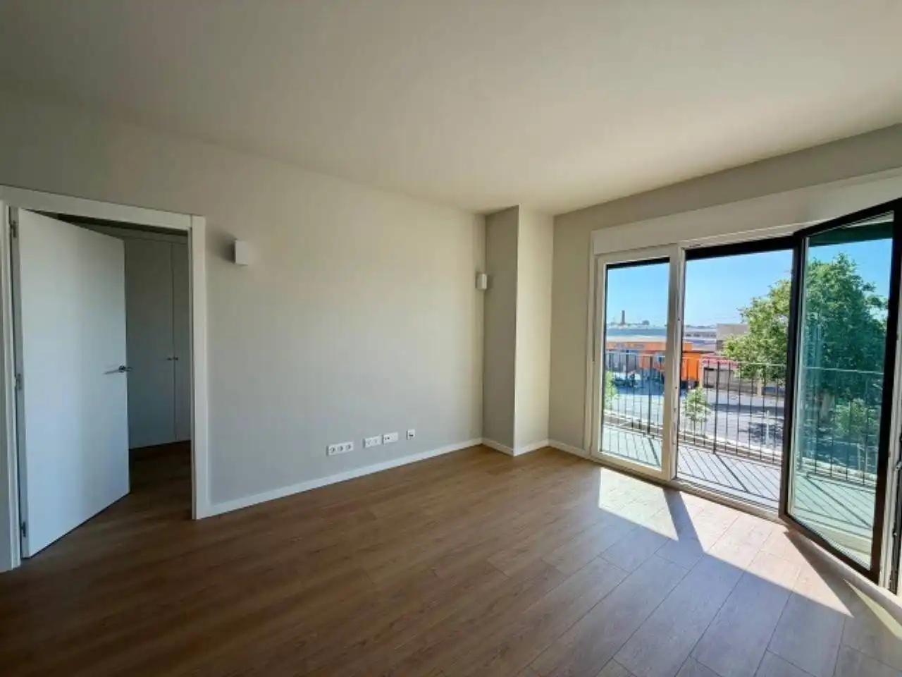 Wohnung zur Miete in Avenida Jaume I, Sant Pere Nord