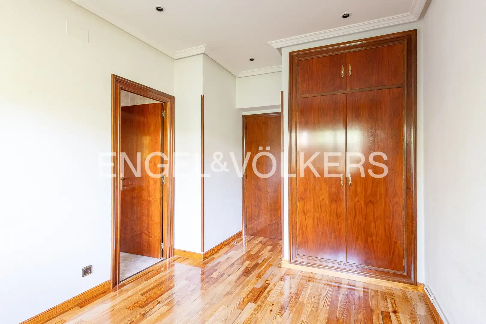Casa o chalet en venta en Madrid con Aire acondicionado, Calefacción y Jardín privado