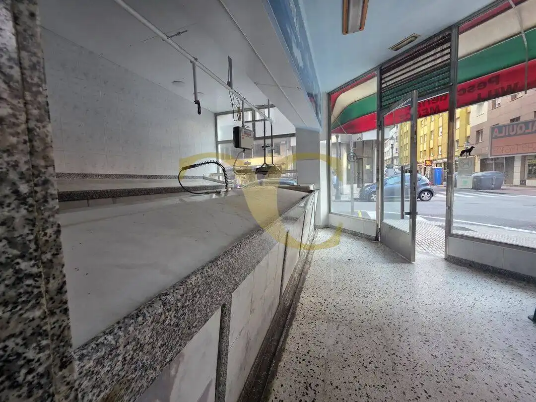 Kitchen of Commercial properties for rent in Gijón 