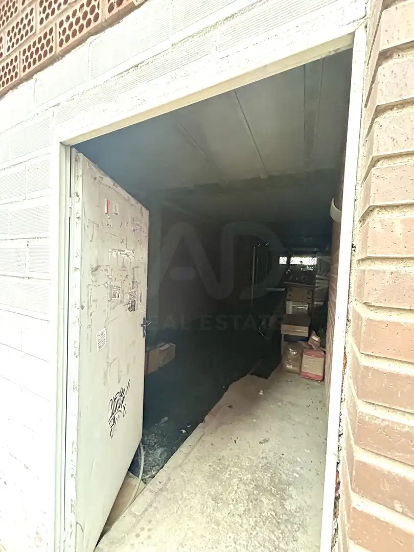 Business premises for sale in Valverde de la Virgen, imagen 8