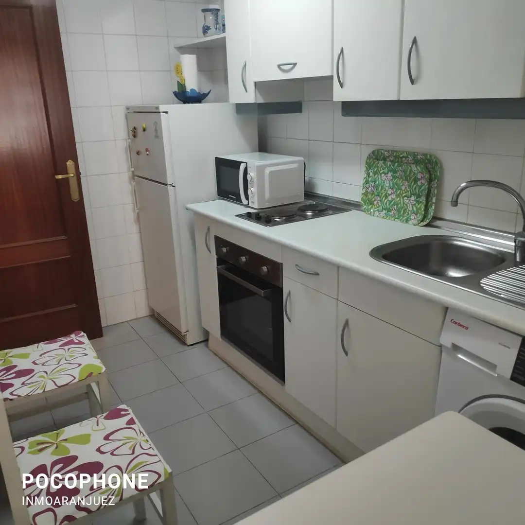 Cuina de Pis de lloguer en Aranjuez amb Aire condicionat, Calefacció i Parquet