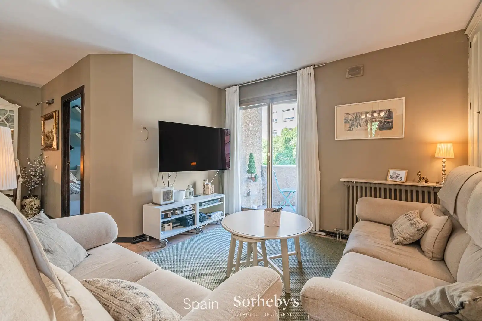 Sala d'estar de Apartament en venda en Barcelona amb Aire condicionat, Calefacció i Traster