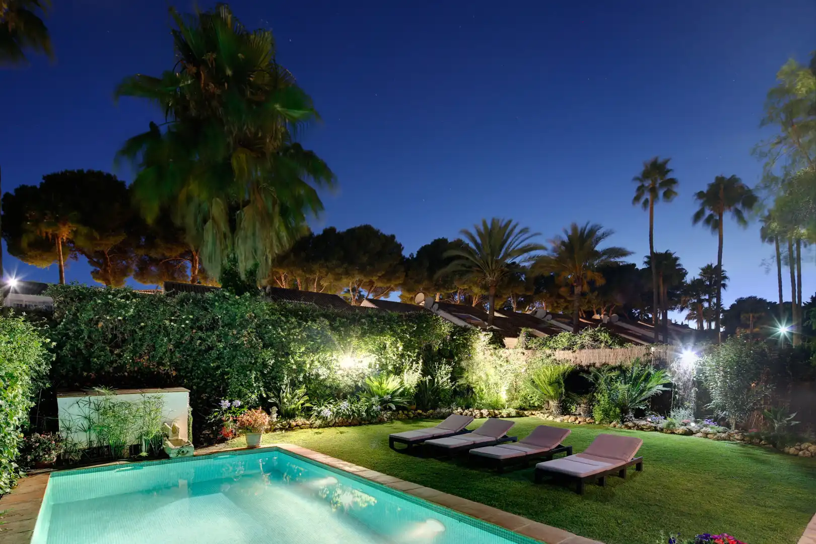 Jardí de Casa o xalet de lloguer en Marbella amb Jardí privat, Terrassa i Piscina