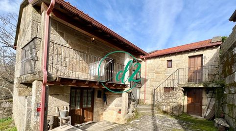 CASA DE PIEDRA REFORMADA EN ZONA TRANQUILA DE VILLAMARIN. REF  1008