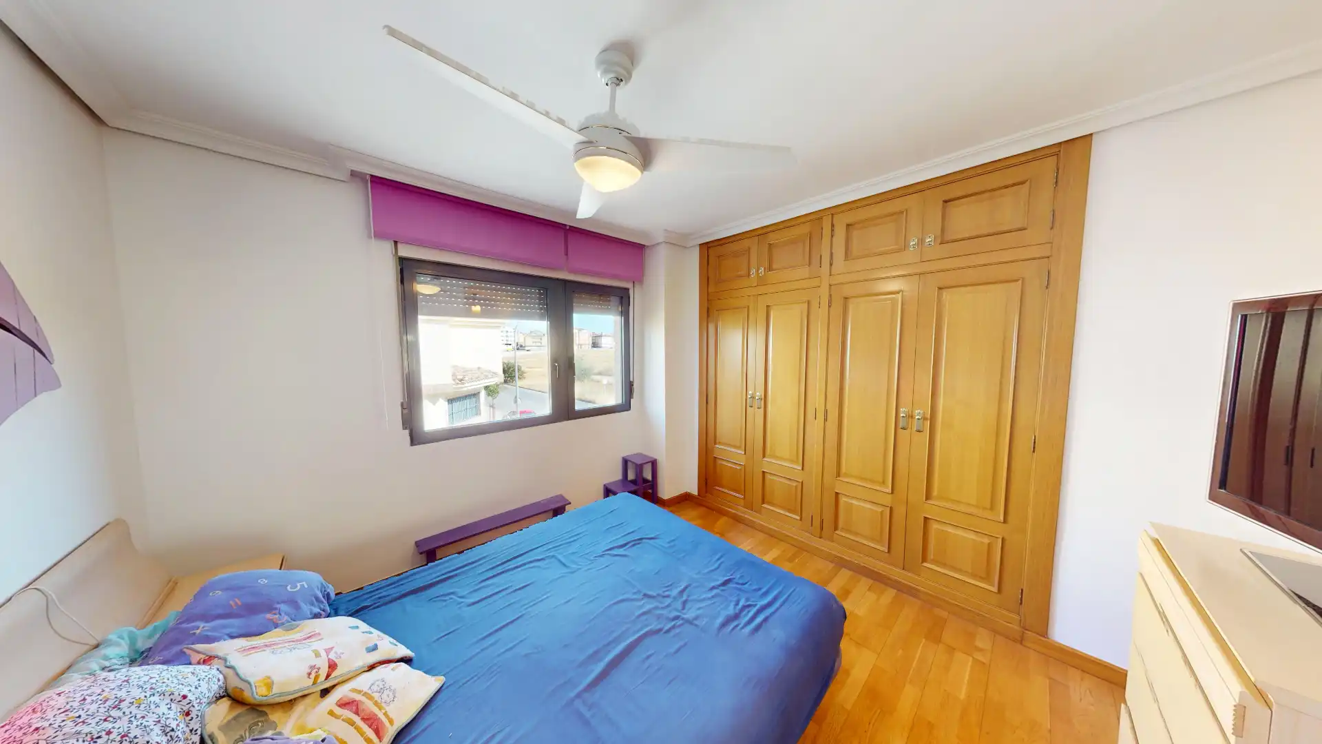 Habitación de Casa adosada en venta en Albacete con Aire acondicionado, Calefacción y Parquet