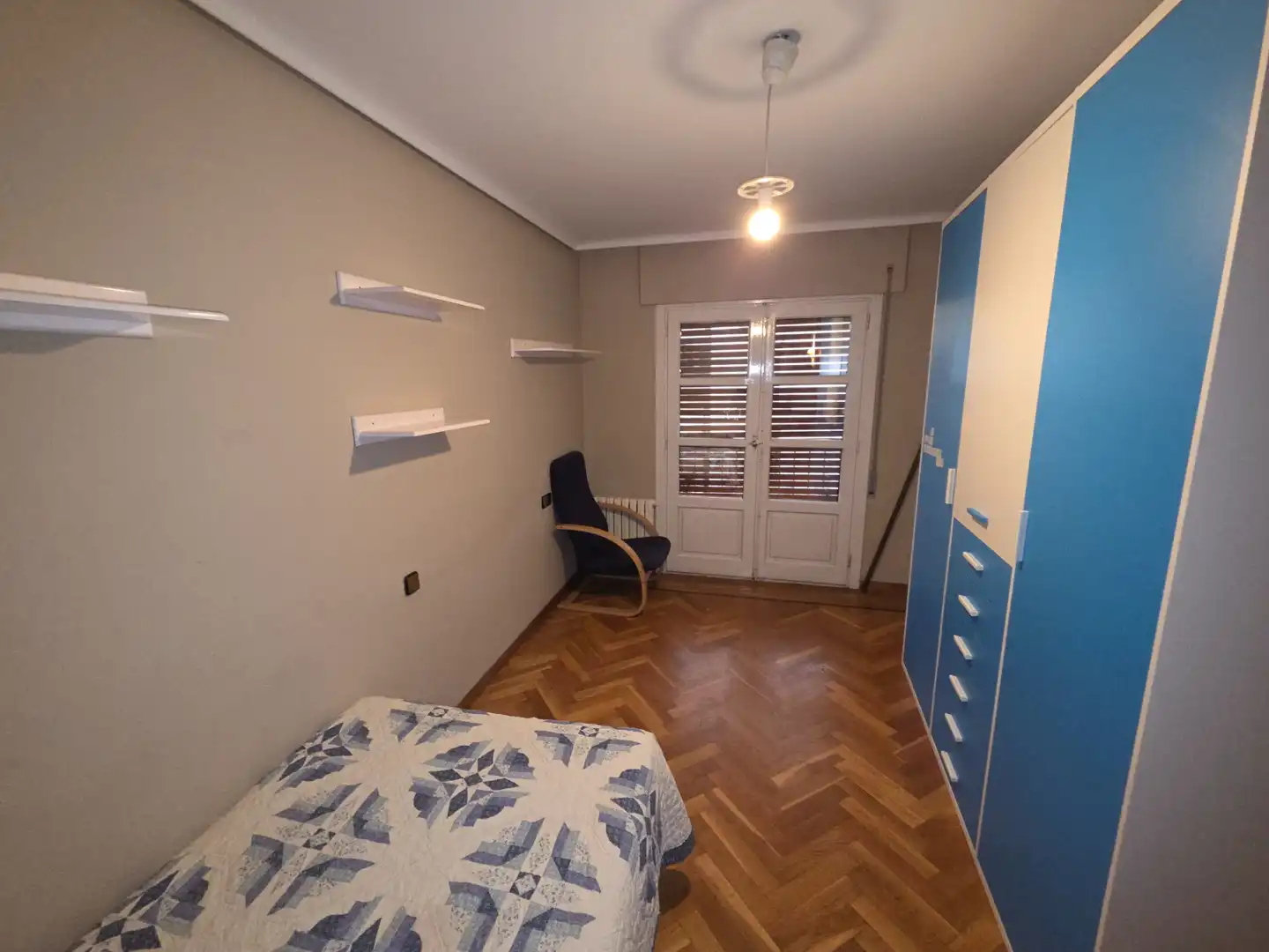 Habitación de Piso en venta en Teruel con Calefacción